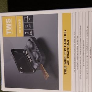 TWS EARBUDS WITH POWERBANK